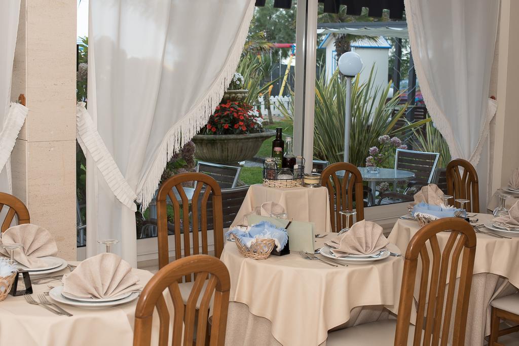 Hotel Conchiglia リド・ディ・イエゾロ エクステリア 写真